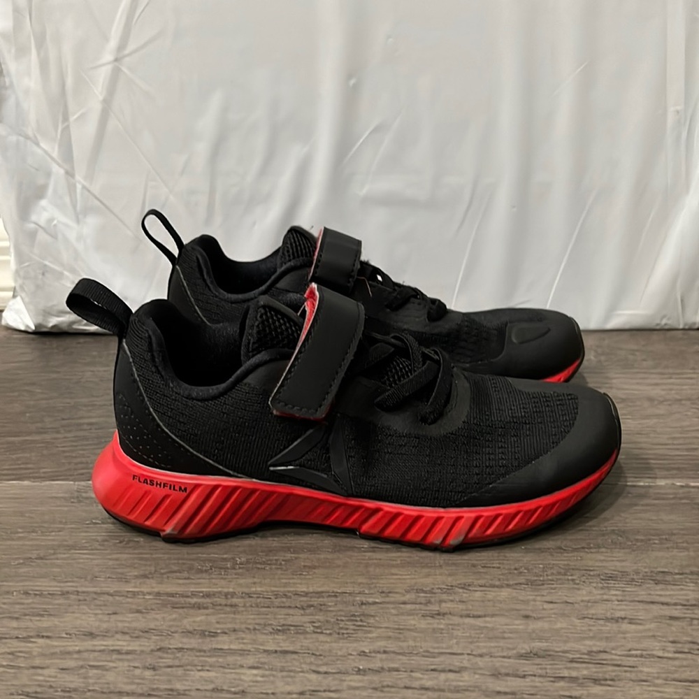 Kids Reebok Sneakers